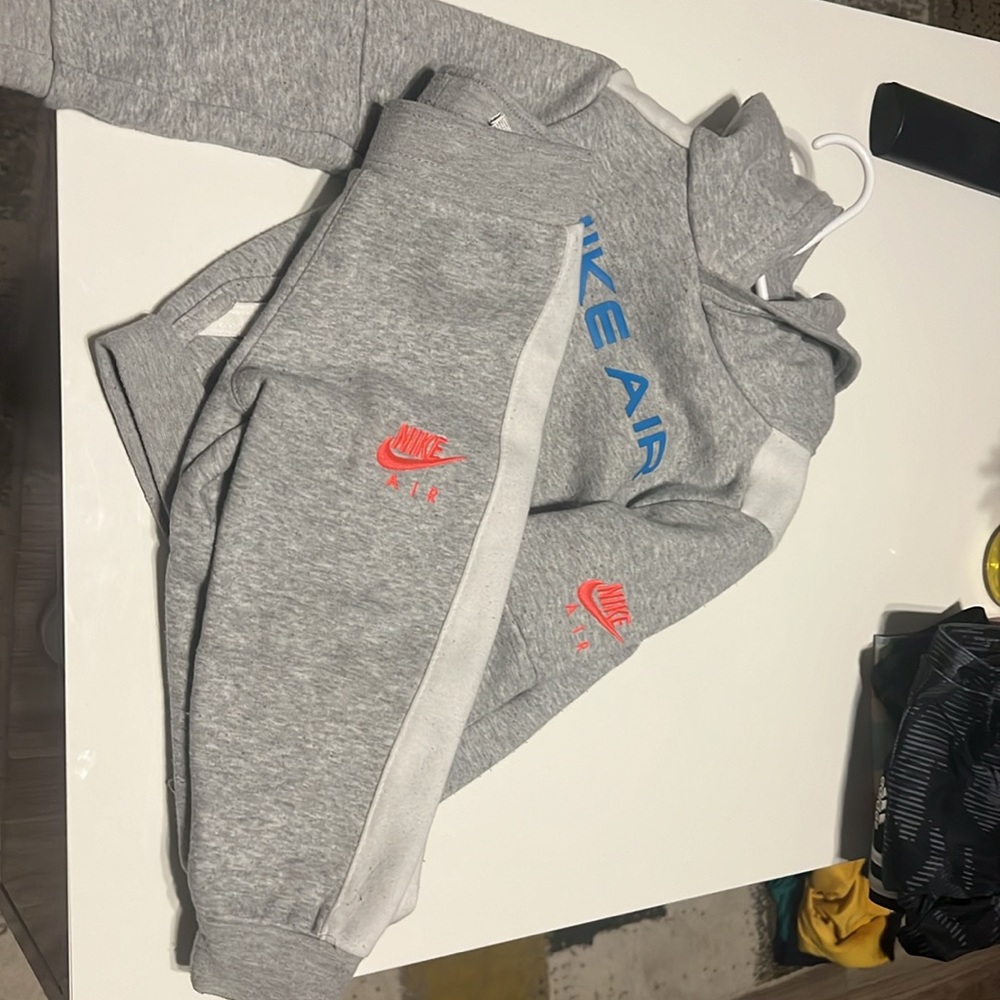 Good condition 2t